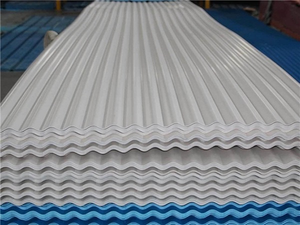 如何不花冤枉錢挑選優(yōu)異的采光瓦？